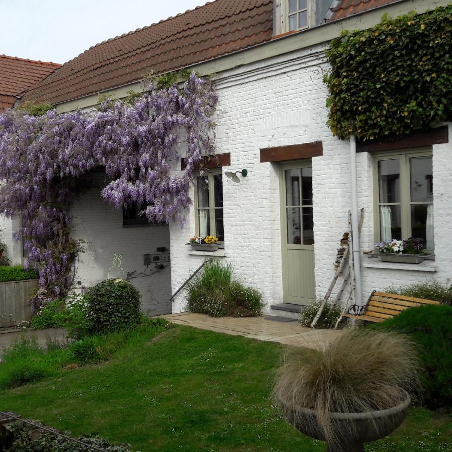 Bed and Breakfast L'Atterrissage Santes Exteriér fotografie